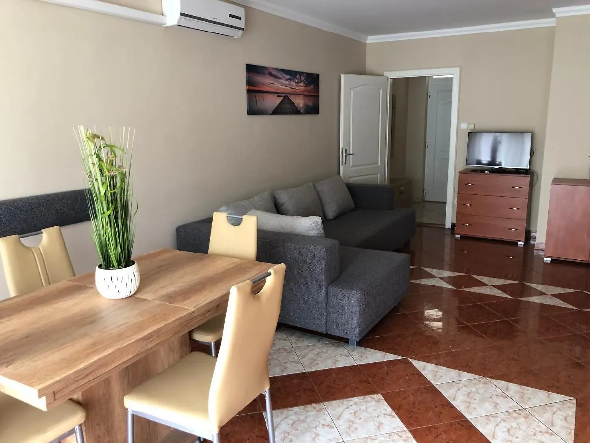 Alina Apartmanok Hajdúszoboszló