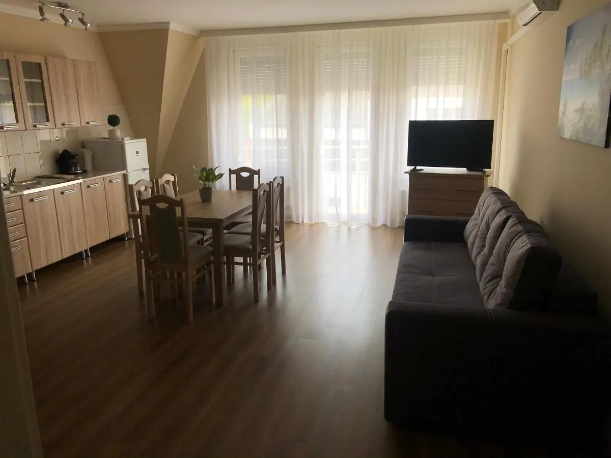 Alina Apartmanok Hajdúszoboszló