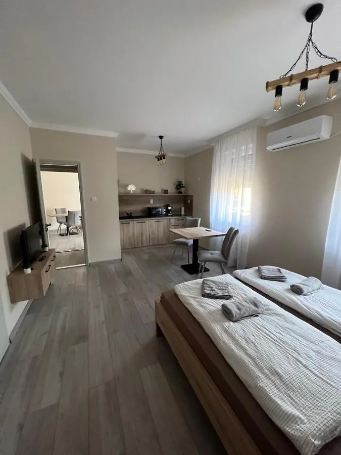 Alina Apartmanok Hajdúszoboszló